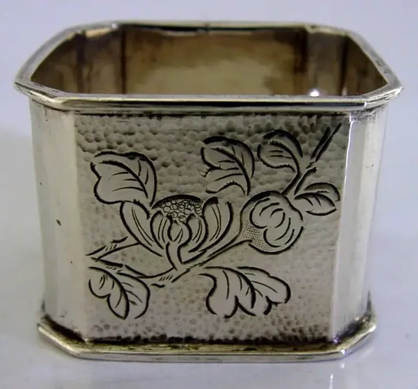 SUPERB CHINESE EXPORT SOLID SILVER CHRYSANTHEMUM NAPKIN RING c190 ANTIQUE