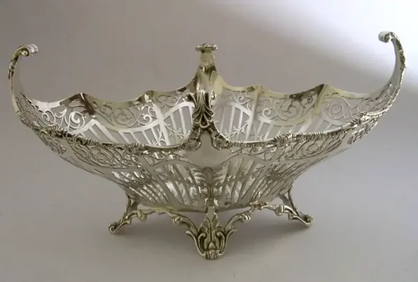 RARE 450g LARGE STUNNUNG ENGLISH STERLING SILVER PIERCED BOWL 1920 ANTIQUE