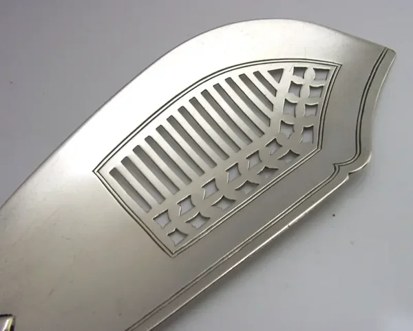 ENGLISH 124g GEORGIAN SOLID STERLING SILVER FISH SLICE SERVER 1816 ANTIQUE
