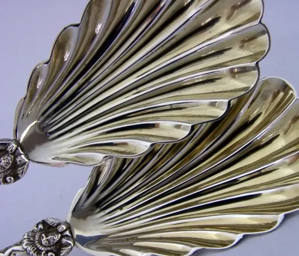 ENGLISH VICTORIAN STERLING SIVER MAIDEN SERVING SPOONS 1894 ANTIQUE 96g