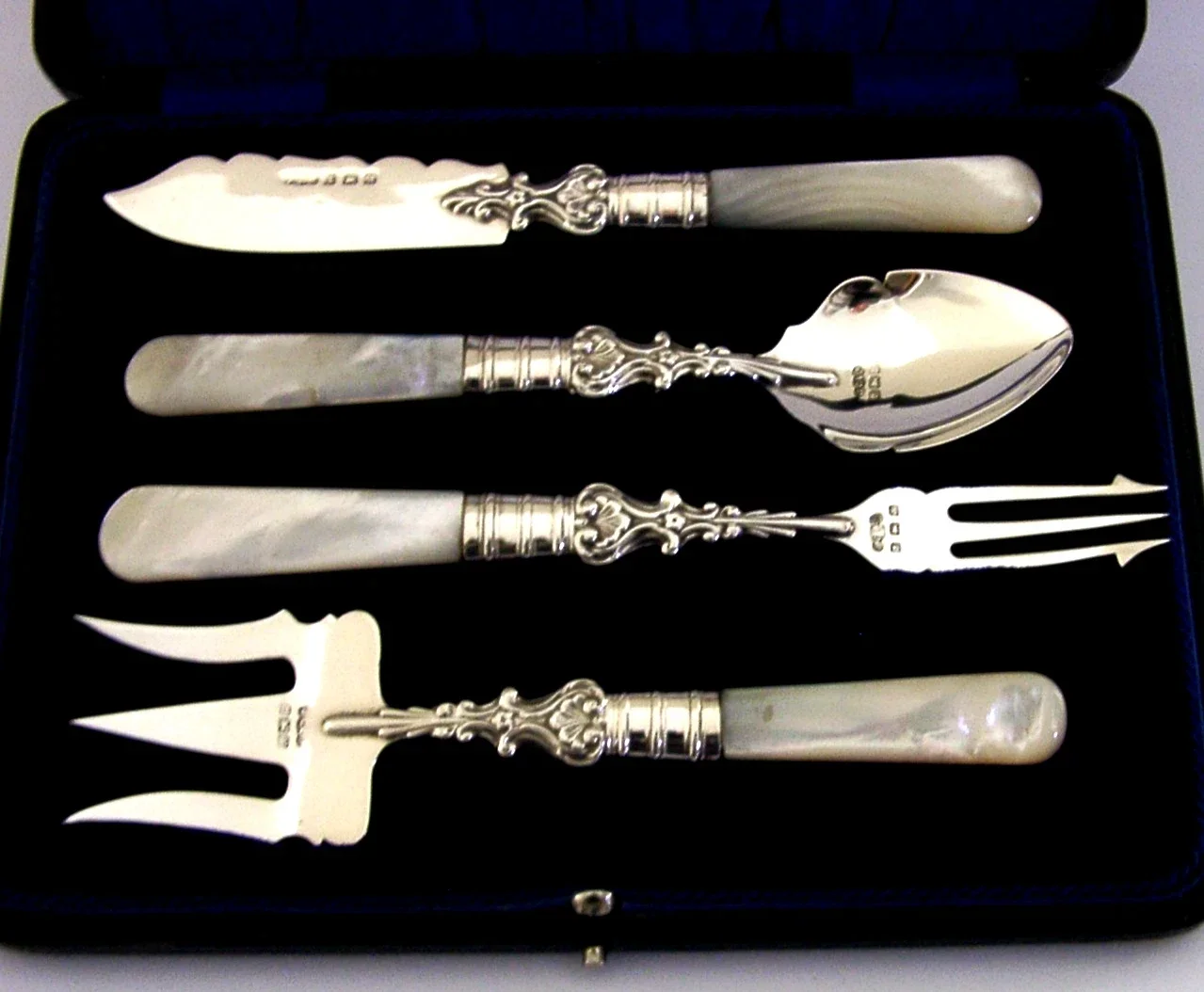 CASED ENGLISH SOLID STERLING SILVER SERVING SET 1920-1923 ANTIQUE SERVERS
