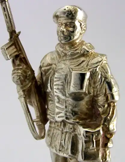 182g CAST STERLING SILVER SOLDIER FIGURE 1976 CHESHIRE REGIMENT MILITARY