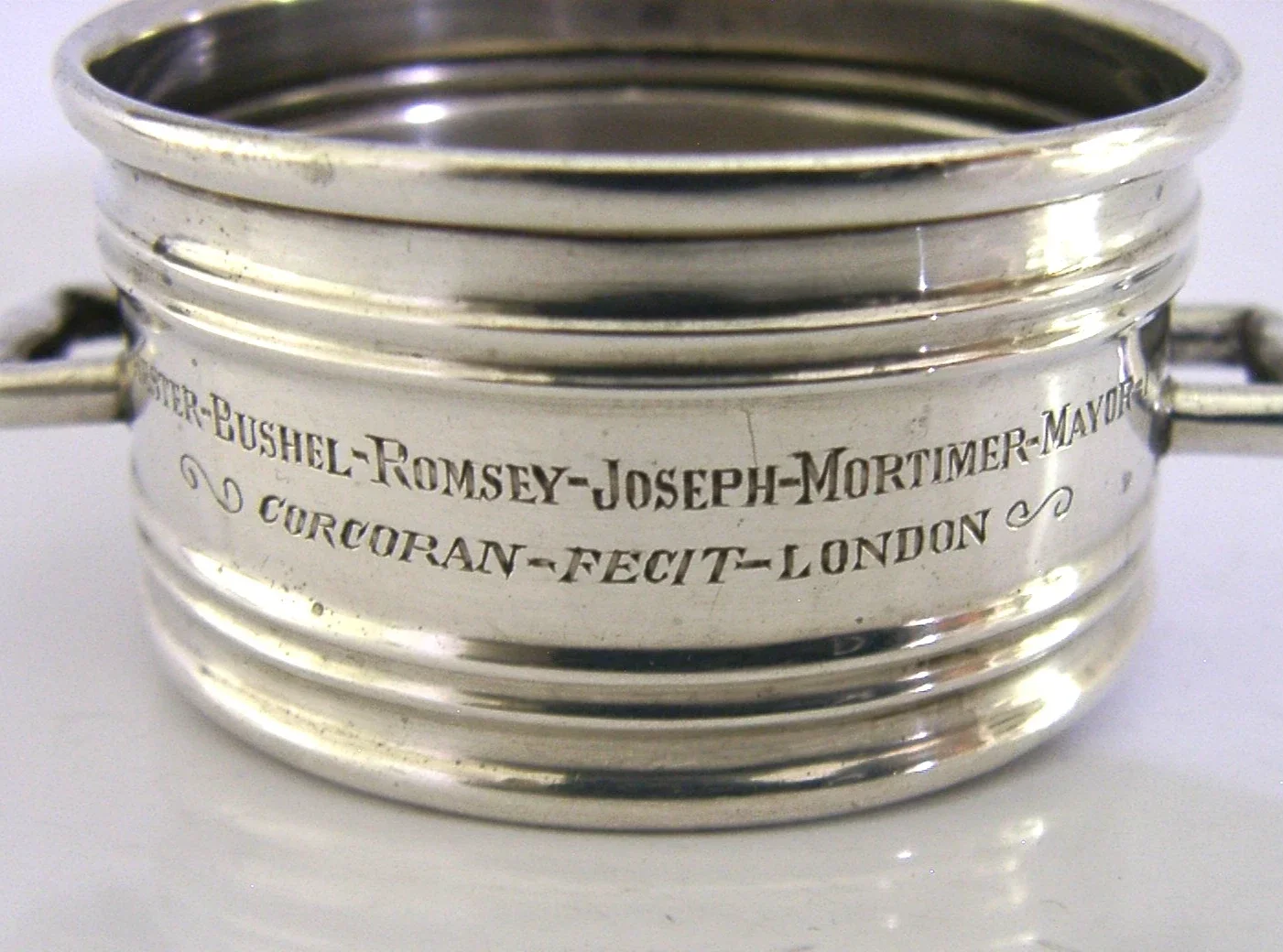 ANTIQUE ROMSEY BUSHEL STERLING SILVER BOWL 1915