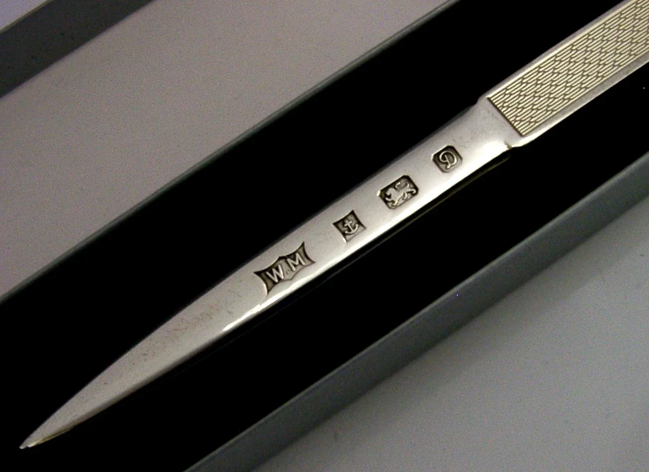 ENGLISH SOLID STERLING SILVER LETTER ENVELOPE OPENER 1978 BOXED