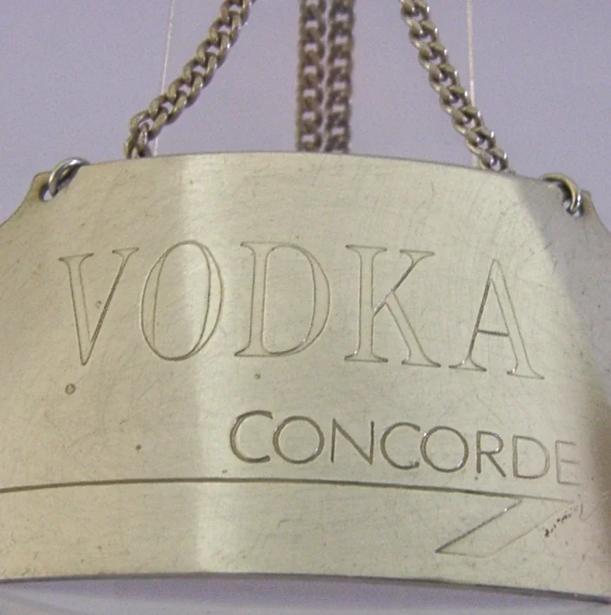 CONCORDE AIRCRAFT STERLING SILVER VODKA DECANTER BOTTLE WINE LABEL 1986