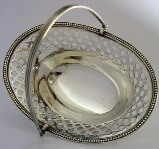 QUALITY ENGLISH STERLING SILVER SWING HANDLED BASKET BOWL 1917 ANTIQUE 112g