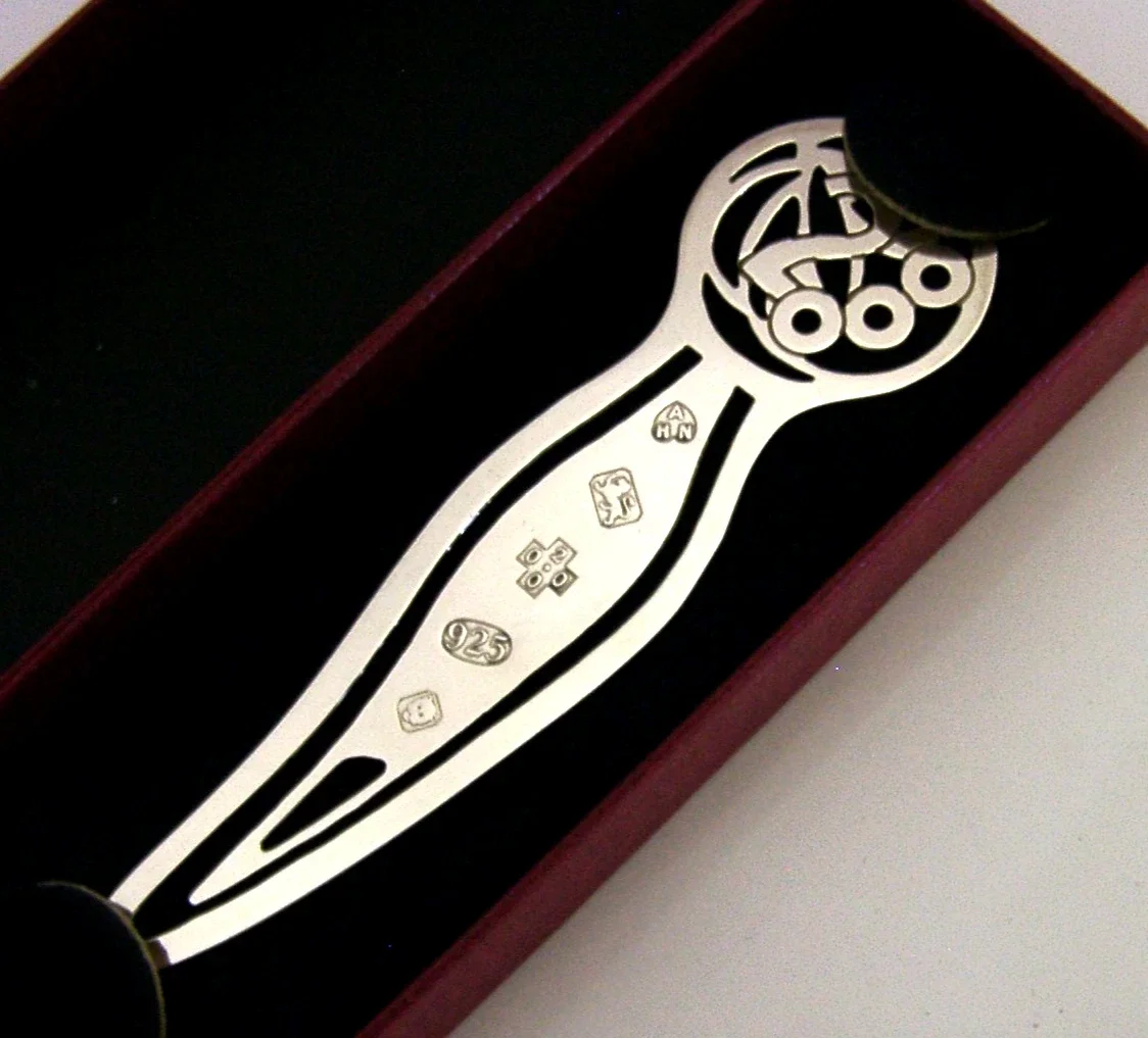 ENGLISH SOLID STERLING SILVER MILLENNIUM BOOKMARK PAGE MAKER 2000 BOXED