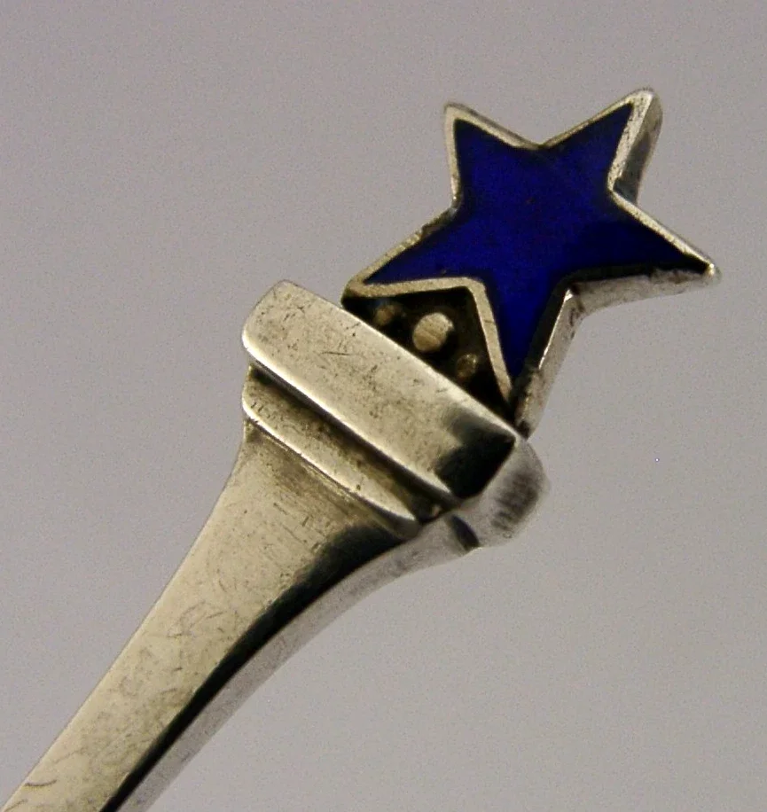 ENGLISH SOLID STERLING SILVER ENAMEL BLUE STAR LINE SHIPPING SPOON ANTIQUE 1935