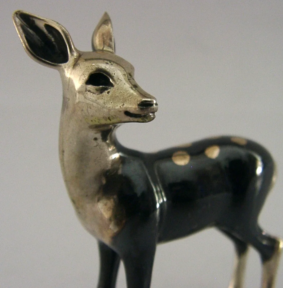 DECENT SIZED STERLING SILVER ENAMEL DEER ANIMAL FIGURE 1993 SATURNO 2.25inch