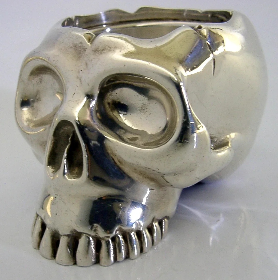 HEAVY 210g THEO FENNELL STERLING SILVER SKULL MATCHSTRIKER CANDLE HOLDER or CUP