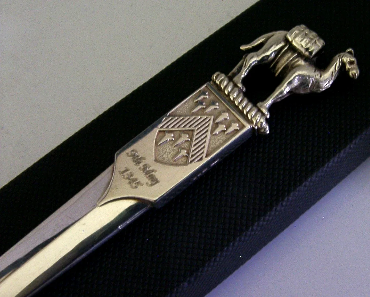 BOXED WORSHIPFUL COMPANY of GROCERS STERLING SILVER CAMEL LETTER OPENER 1995
