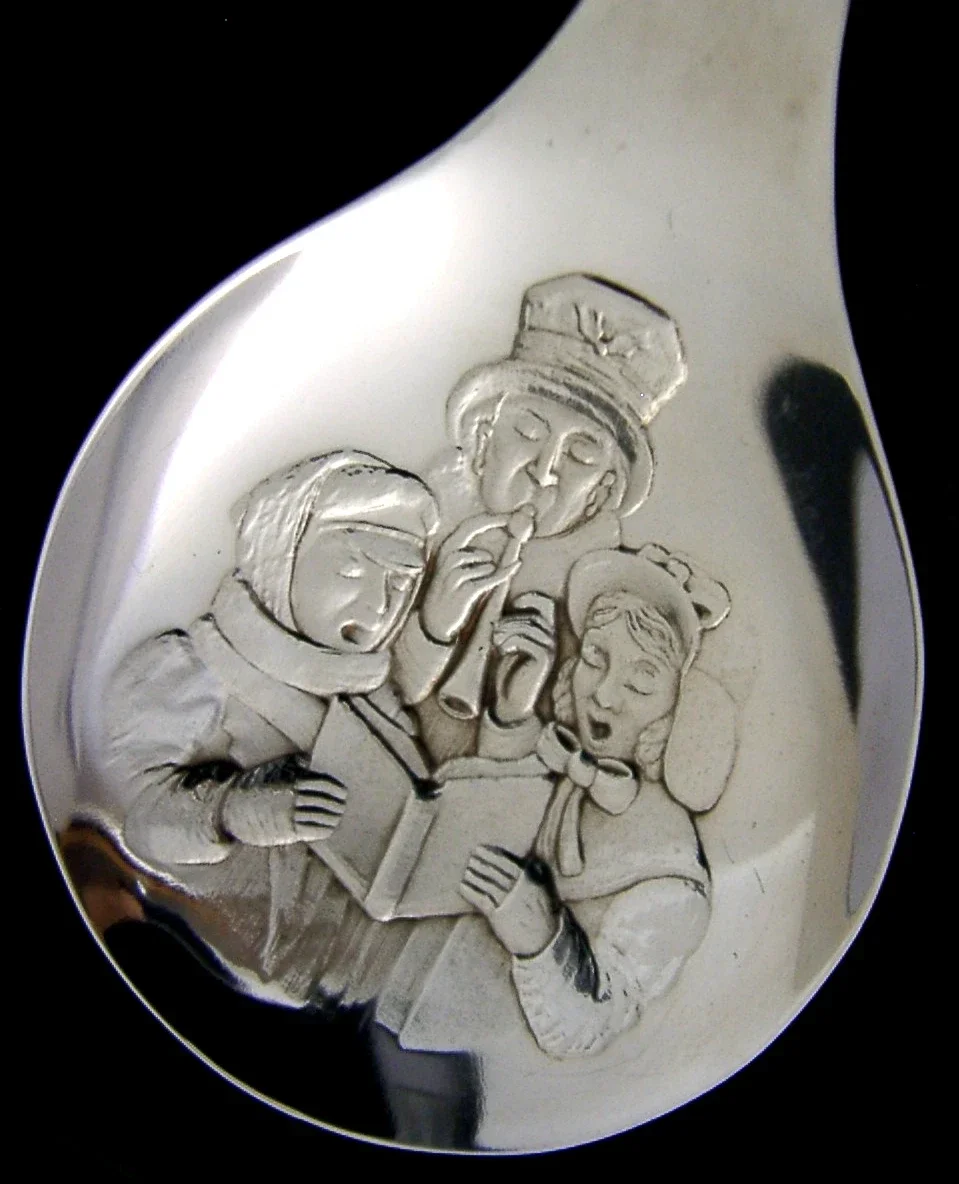 30g STERLING SILVER CHRISTMAS CAROL SINGING SPOON 1975 BOXED