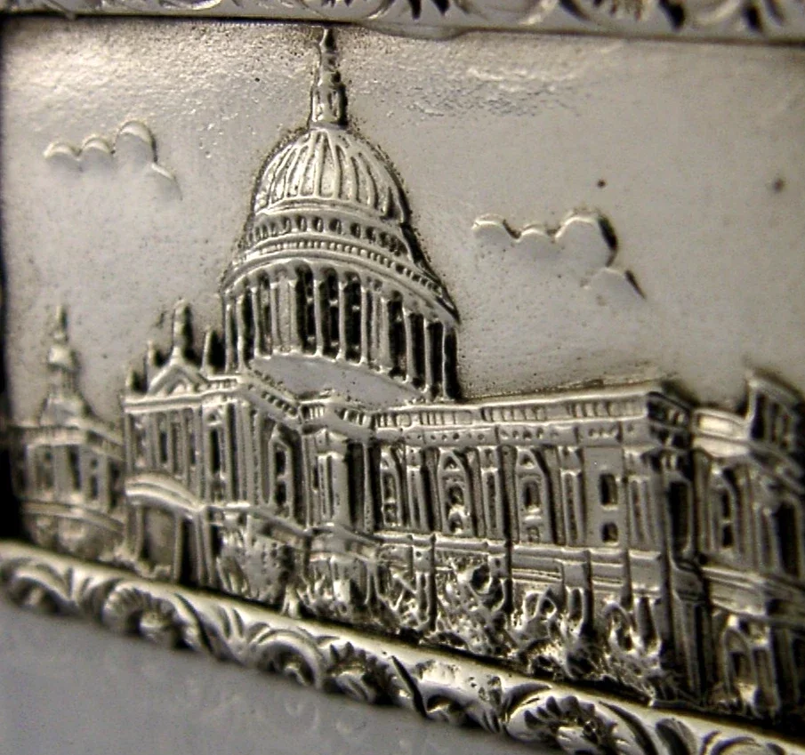 ENGLISH CAST SOLID STERLING SILVER ST PAULS CATHEDRAL CASTLE TOP BOX LONDON 1992