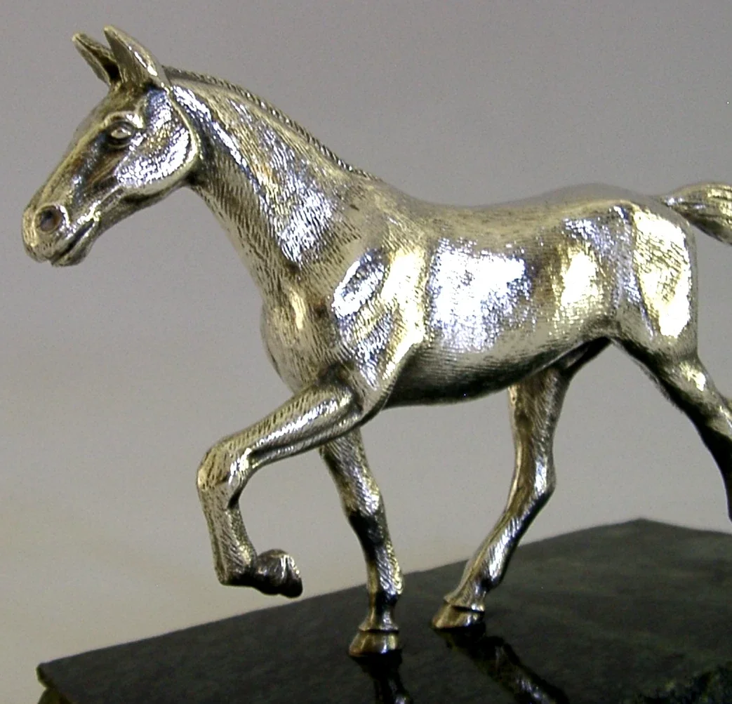 LARGE 856g 1974 ENGLISH STERLING SILVER HORSE DESK FIGURE HUNTING RACING 6+inch