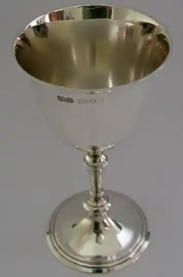 HEAVY 180g MINT ENGLISH STERLING SILVER WINE GOBLET CHALICE 1966 BARWARE 120ml