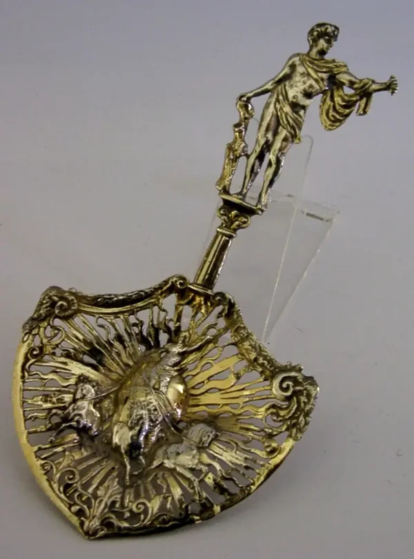 STUNNING GERMAN HANAU STERLING SILVER BON BON SPOON 1897 ENGLISH IMPORT