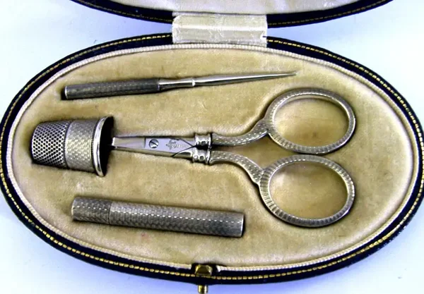 ASPREY CASED STERLING SILVER SEWING KIT ETUI c1910 NEEDLEWORK ANTIQUE