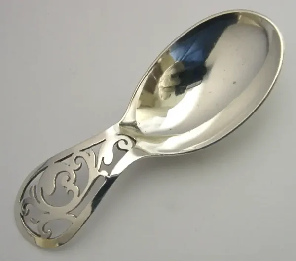 QUALITY ENGLISH SOLID STERLING SILVER CADDY SPOON 1950 MID CENTURY