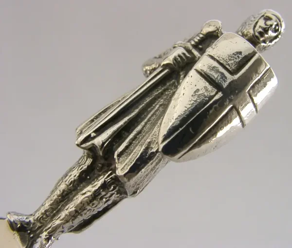 ENGLISH STERLING SILVER KNIGHTS TEMPLAR LETTER ENVELOPE OPENER 1973 DESK ITEM