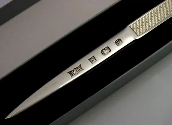 ENGLISH SOLID STERLING SILVER LETTER ENVELOPE OPENER 1978 BOXED