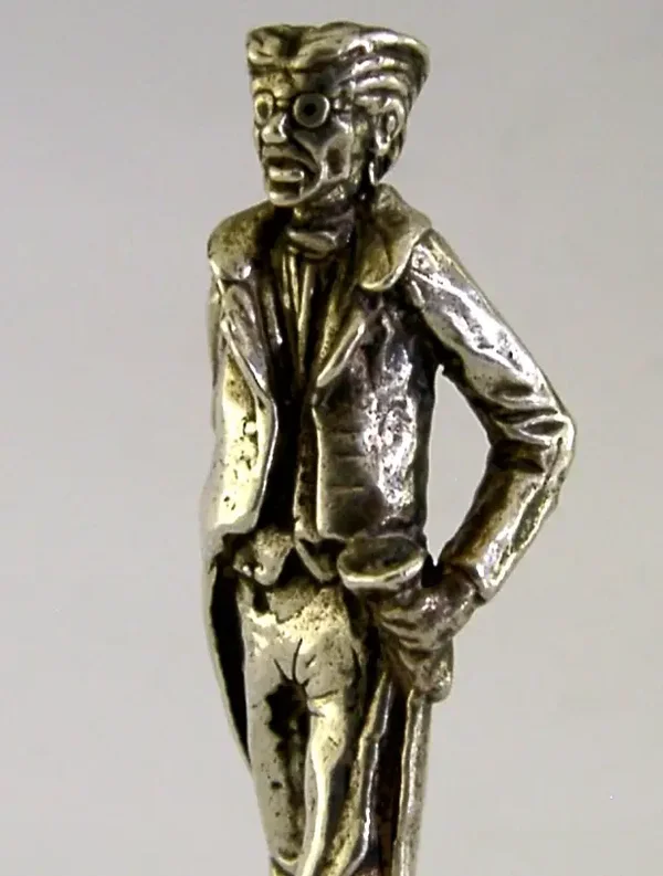 SOLID CAST STERLING SILVER URIAH HEEP CHARLES DICKENS FIGURE 1977 33g