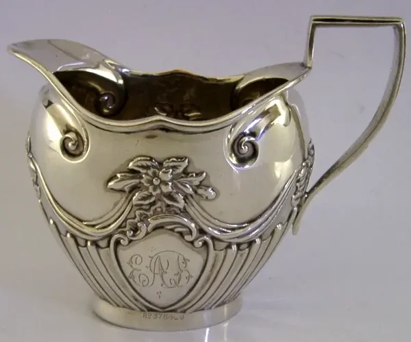 78g ENGLISH EDWARDIAN STERLING SILVER ENGRAVED EAB CREAM JUG 1902 ANTIQUE
