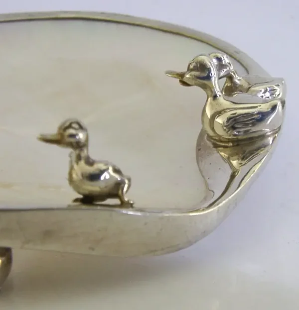 RARE LINKS STERLING SILVER & MOTHER of PEARL DUCKS DUCKLING DISH 2000 ANIMALS
