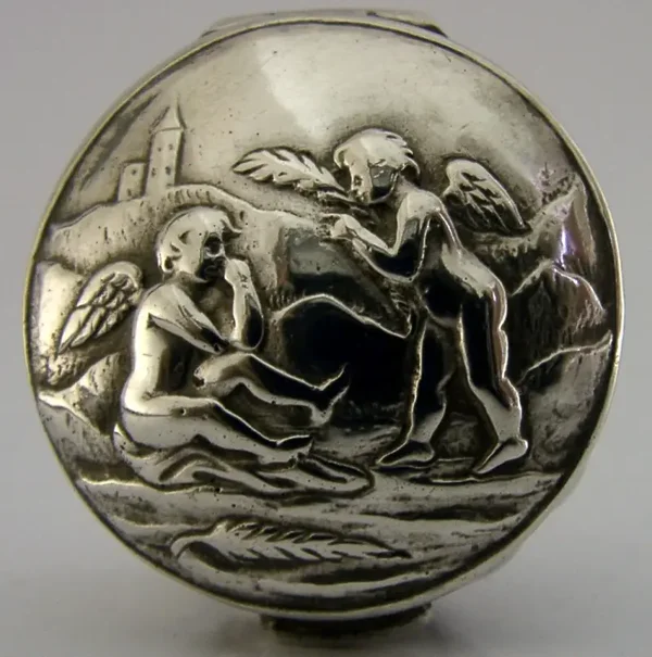 BEAUTIFUL STERLING SILVER CHERUBS ANGELS BOX 1890 ANTIQUE