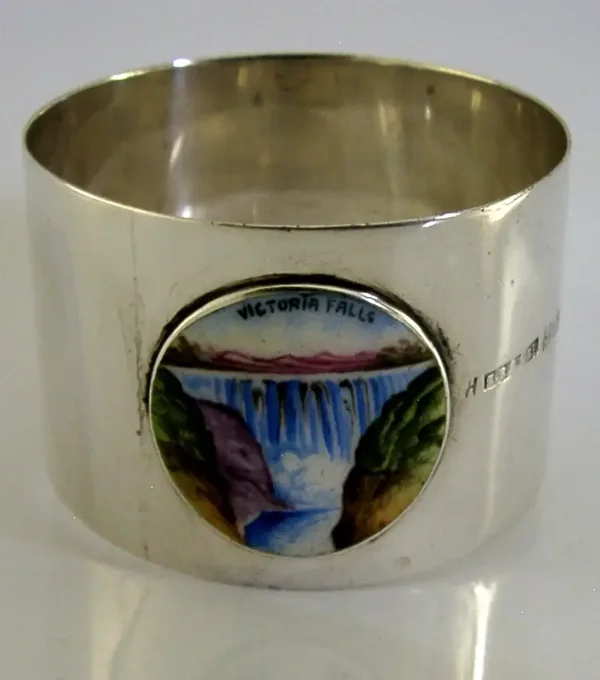 ENGLISH 1914 ANTIQUE STERLING SILVER ENAMEL VICTORIA FALLS NAPKIN RING