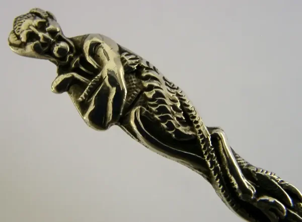 RARE ENGLISH STERLING SILVER DEVIL GOLFING GOLF SPOON 1937 SPORTING