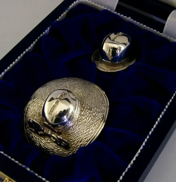 SET of SOLID STERLING SILVER HIS & HERS HAT MENU HOLDERS 2004 CASED
