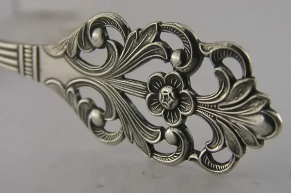 NORWEGIAN SOLID SILVER ARTS & CRAFTS CADDY SPOON c1950 VICKING ROSE 830S