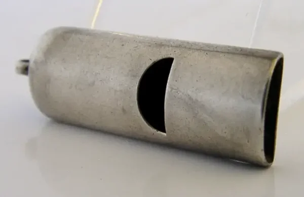 ENGLISH ANTIQUE SOLID STERTLING SILVER DOG / SPORTS WHISTLE 1901