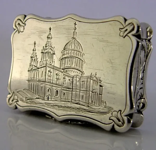 NATHANIEL MILLS CASTLE TOP STERLING SILVER VINAIGRETTE 1843 ANTIQUE ST PAULS