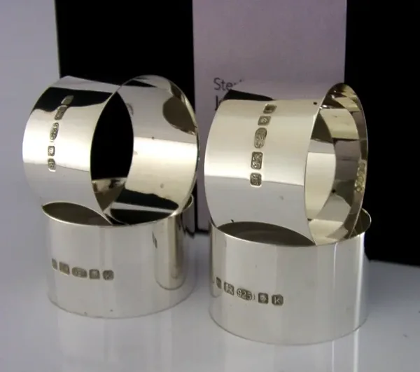 FOUR JOHN LEWIS SOLID STERLING SILVER NAPKIN RINGS 2009 BOXED 74g