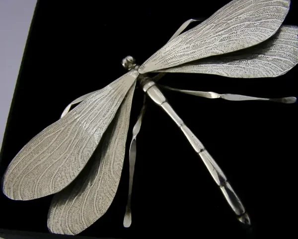 STUNNING ENGLISH STERLING SILVER LIFE SIZE DRAGONFLY 1980 INSET 16g BOXED