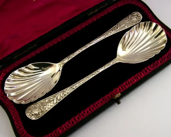 STERLING SILVER SERVING SPOONS 88g BRISTOL ANTIQUE CASED VICTORIAN