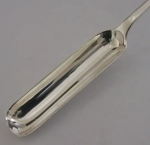 UNUSUAL LONG ENGLISH SOLID STERLING SILVER MARROW SCOOP 1925 ANTIQUE 50g
