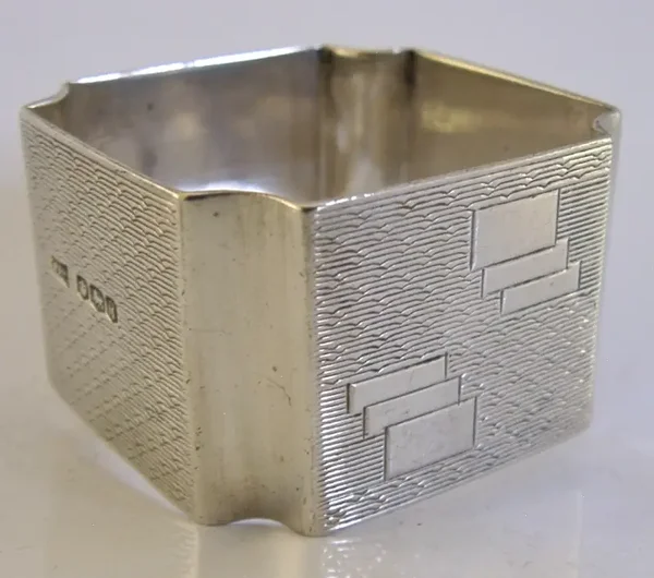 ENGLISH SOLID STERLING SILVER NAPKIN RING 1933 ART DECO 26g