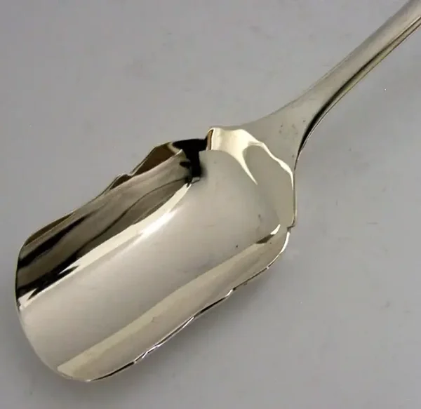 QUALITY STERLING SILVER OLD ENGLISH PATTERN STILTON SOFT CHEESE SCOOP 2003 84g