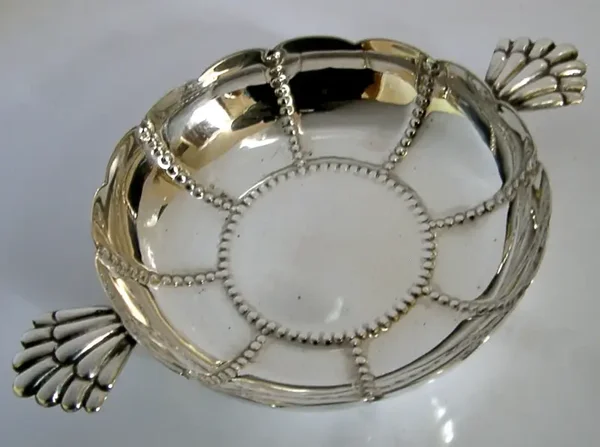 ENGLISH ANTIQUE SOLID SILVER BRANDY BOWL WHISKY QUAICH 1905 BARWARE 64g