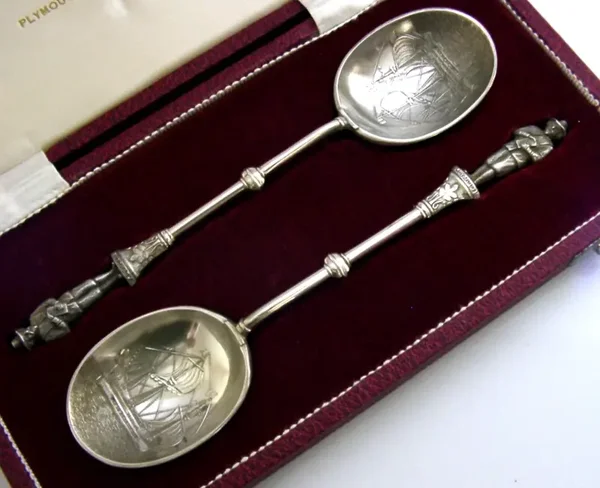 PILGRIM FATHERS STERLING SILVER MAYFLOWER PLYMOUTH SPOONS 1970 CASED 78g RARE