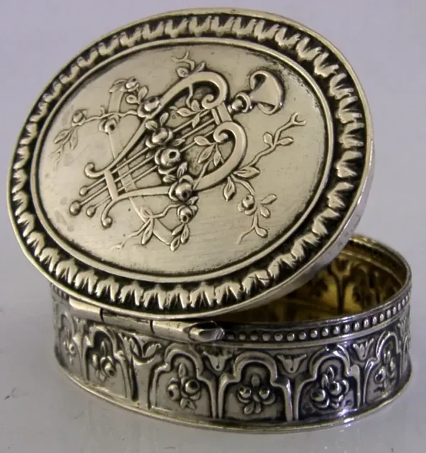 BEAUTIFUL FRENCH SOLID SILVER LYRE SNUFF BOX 1900 HANAU IMPORT ANTIQUE 28g