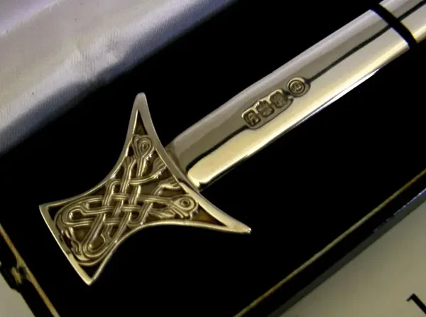 SCOTTISH STERLING SILVER CELTIC LETTER ENVELOPE OPENER 1998 CASED DESK ITEM