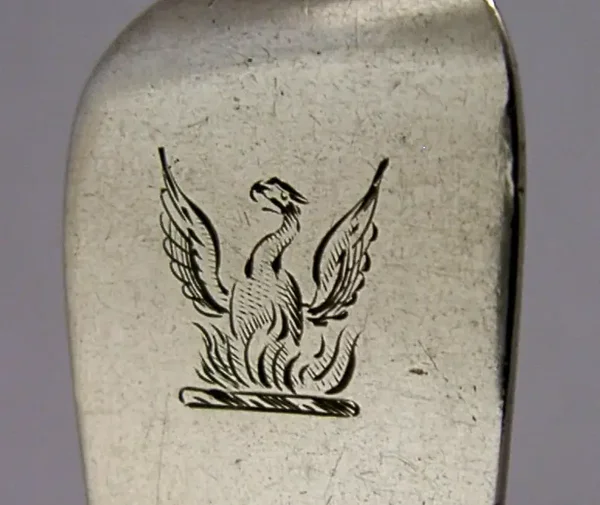 RARE IRISH SOLID STERLING SILVER FORK JOHNSTON NEEDHAM MacGill FAMILY CREST 1842