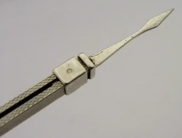 STYLISH ENGLISH STERLING SILVER RETRACTABLE TOOTHPICK TOOTH PICK 1997