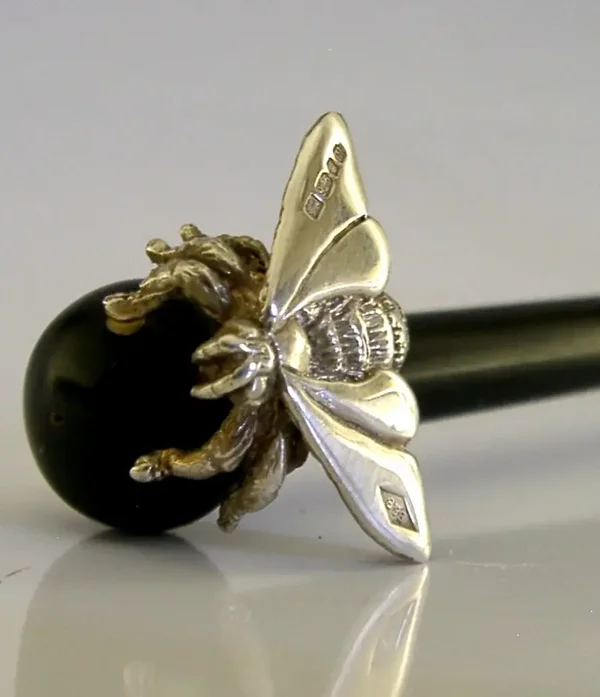 BOXED STERLING SILVER & WOODEN HONEY DIPPER DRIZLER 2011 HONEY BEE