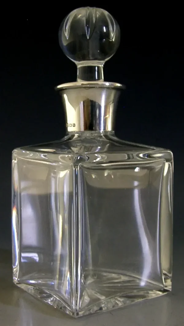 STERLING SILVER TOPPED WHISKY BRANDY NOGGIN MINI DECANTER 1986 BARWARE