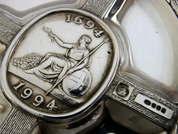 HEAVY 62g ENGLISH STERLING SILVER BANK OF ENGLAND COMMEMORATIVE COIN DISH 1994