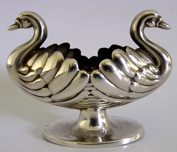 ENGLISH STERLING SILVER SWAN BIRD PIN CUSHION SEWING NEEDLEWORK 1897 ANIMAL